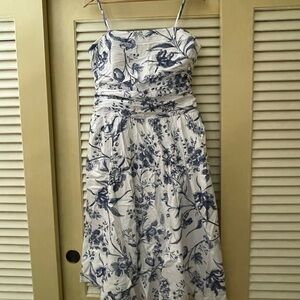 LOFT Blue and White Pleated Midi Sundress - Size 6P